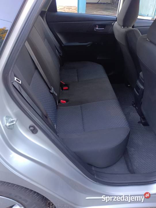 Tpyota Auris TS bęzyna 16 kombi 132 przebieg 167 Nysa