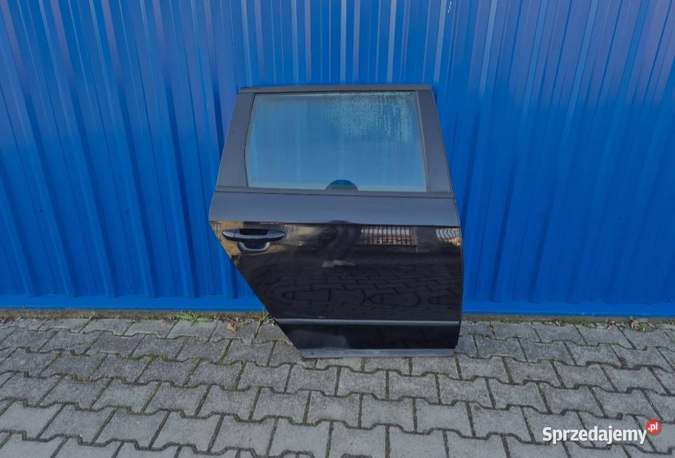 DRZWI TYŁ PRAWY KOMBI VW PASSAT B6 LC9X CZARNE Działoszyce
