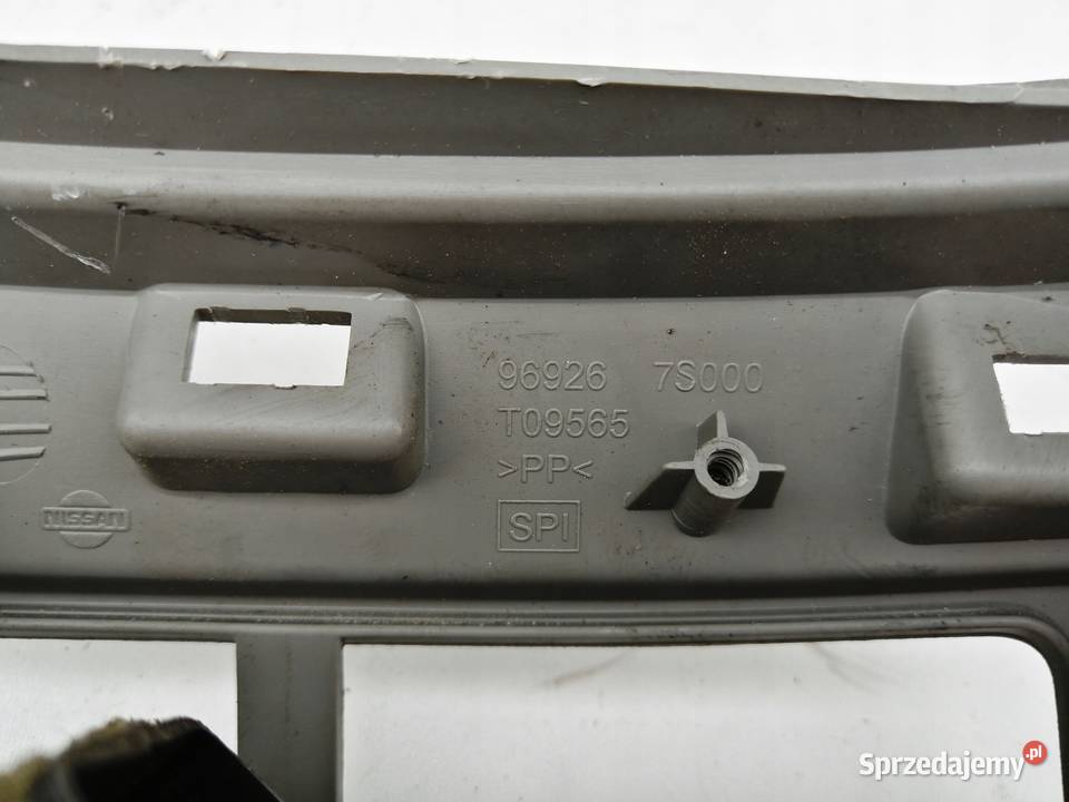 ŚRODKOWA TYLNA KONSOLA RAMKA NISSAN TITAN ARMADA deski rozdzielcze, konsole Nowy Tomyśl sprzedam