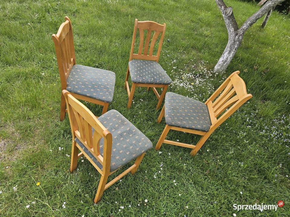 Krzesła drewniane 4 sprzedam