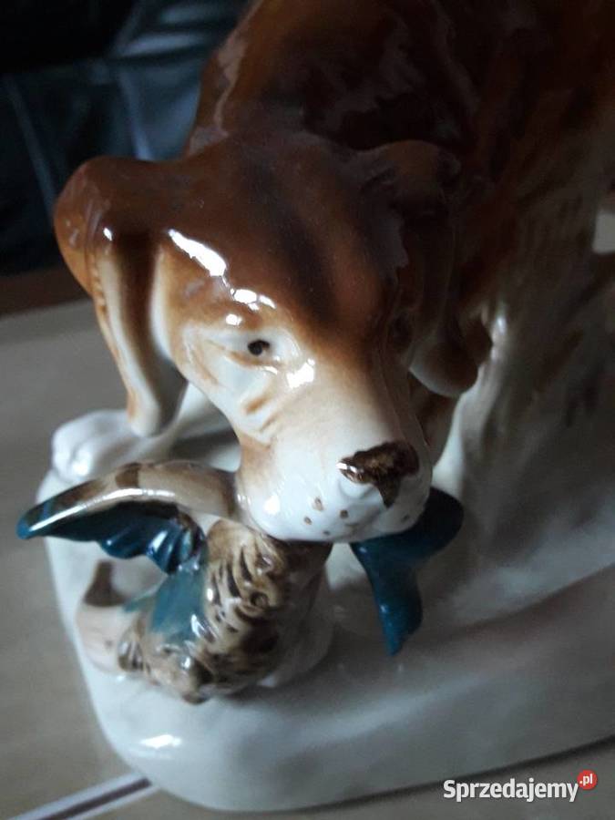 Królewski Royal Dux pies porcelanowy Janów Lubelski
