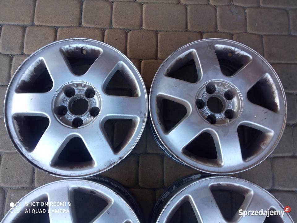 Felgi aluminiowe OE Audi A3 8L0601025F 15 5x100 aluminiowe Oleszyce