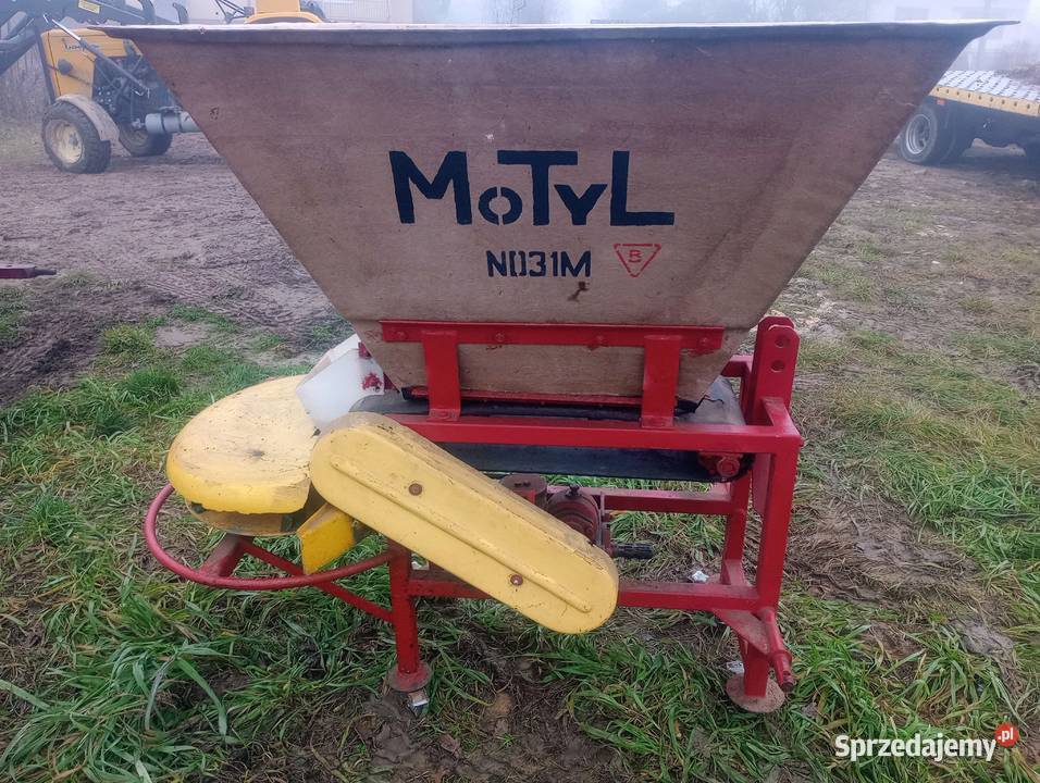 Rozsiewacz Motyl kłos nieuszkodzony świętokrzyskie Huta Nowa