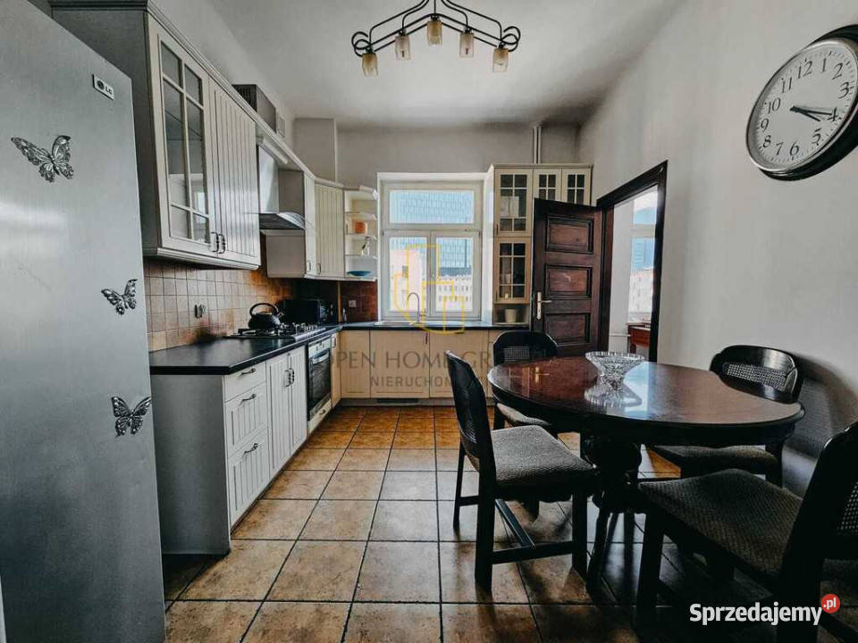 Elegancki apartament z duszą104m23 pokCentrum Liczba pokoi 3