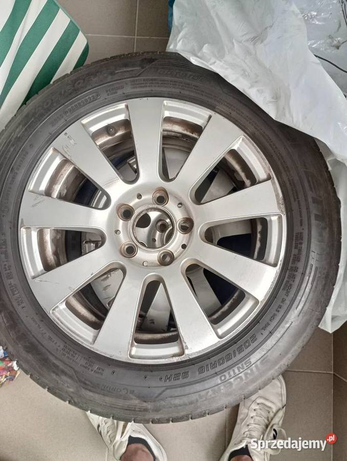 Felg aluminiowe i Mercedes 16 z oponami Białystok sprzedam