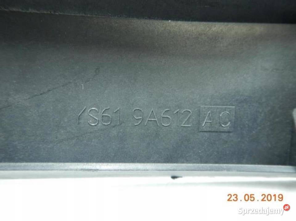 OBUDOWA FILTRA POWIETRZA FORD FIESTA 9502 Obudowy filtrów