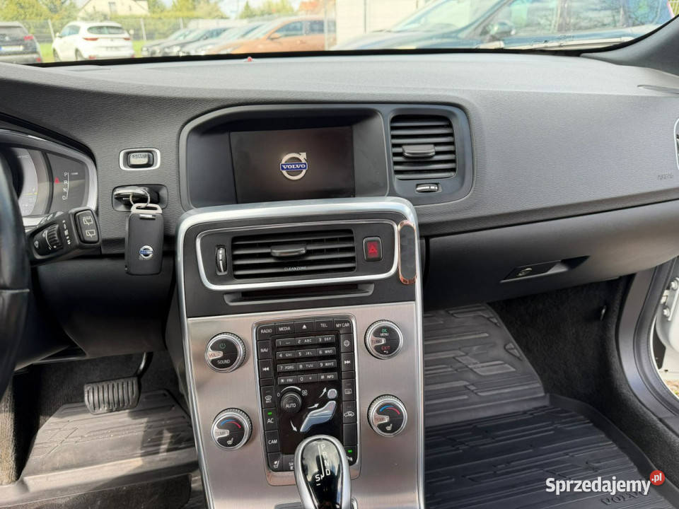 Volvo V60 automat navi kamera AWD gwarancja I tempomat wielkopolskie Zbąszyń