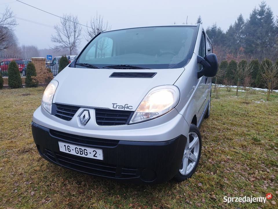 Renault Trafic 2011 20 NAVI niski przebieg ESP świętokrzyskie