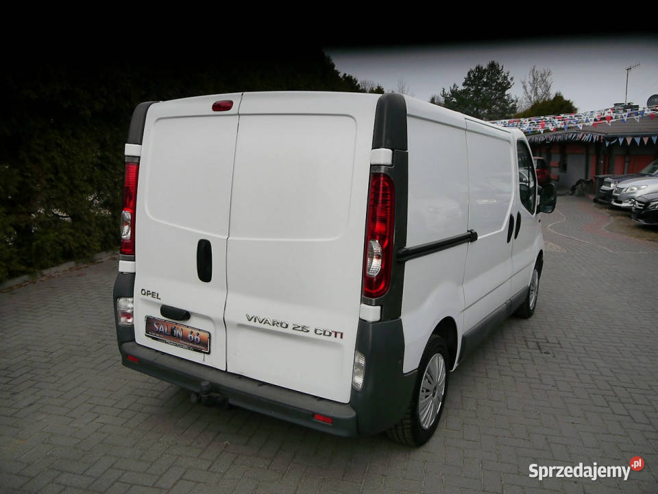 Opel Vivaro 25d Klima Stan b bez rdzy i korozji Częstochowa