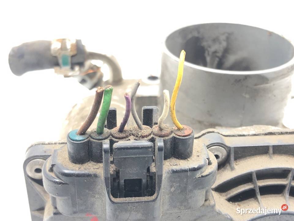 PRZEPUSTNICA TOYOTA YARIS III 2203047010 13 99 osobowe