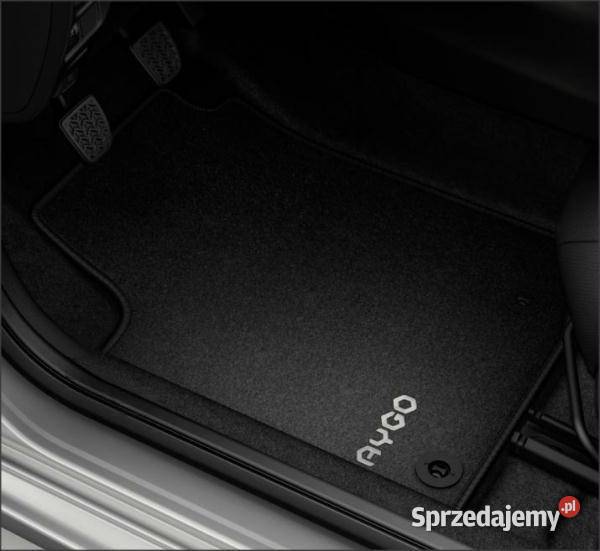 TOYOTA Aygo Oryginalne dywaniki welurowe komplet Kąty Wrocławskie