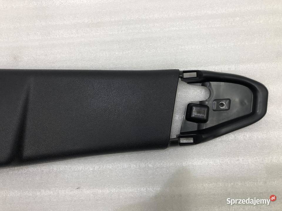 OSŁONA SŁUPKA LEWA 8200823418 DACIA DUSTER I sprzedam