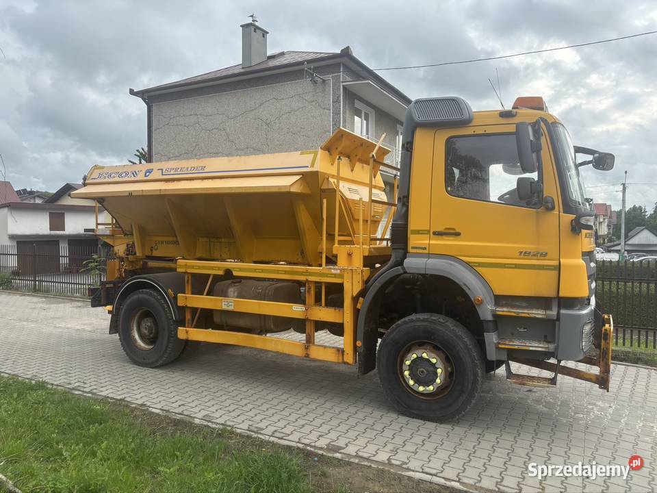MERCEDES Axor 1829 4x4 2012 Piaskarka solarka podkarpackie Ropczyce