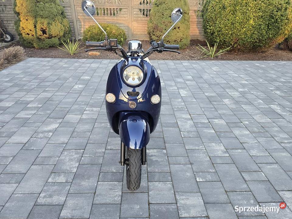 Skuter elektryczny UNU Prezentacja Wideo Sieradz