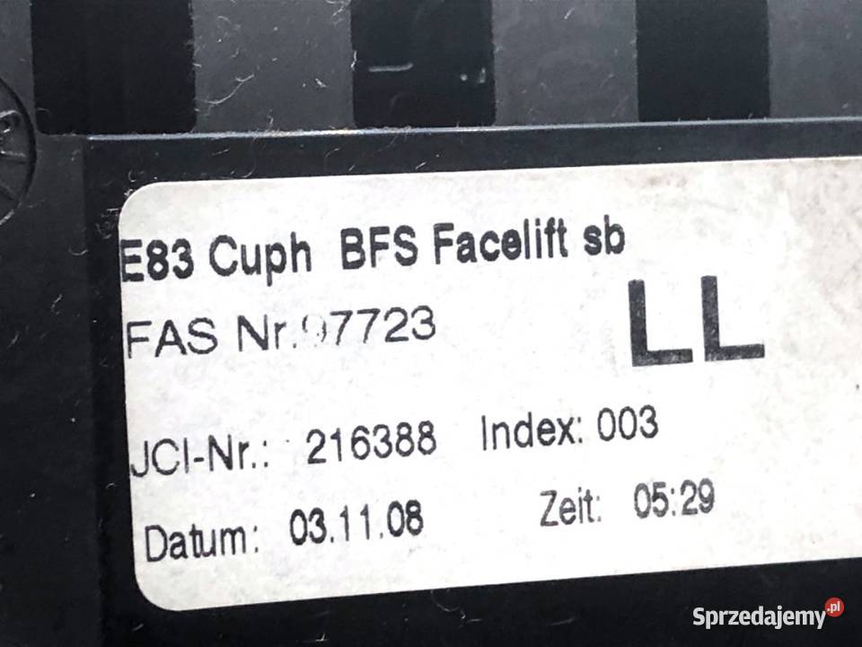 UCHWYT NA NAPOJE BMW E83 0311 SUV KUBKI KUBKÓW