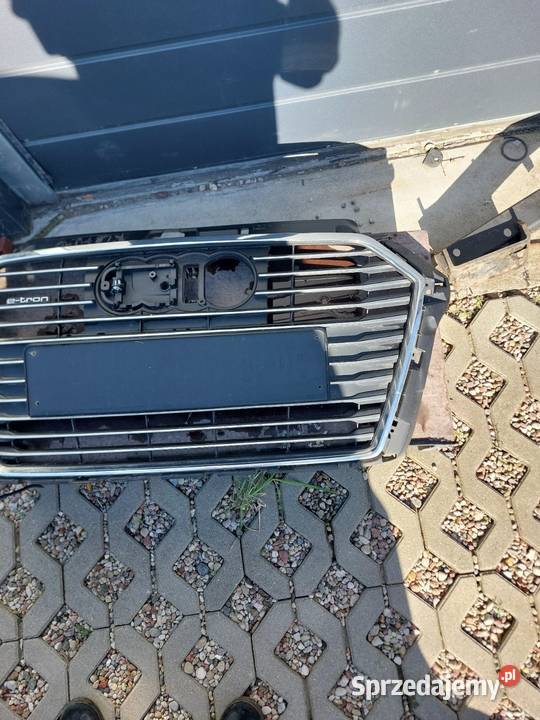 AUDI A3 8V4 LIFT ETRON GRILL ATRAPA 8V4853651A pomorskie sprzedam