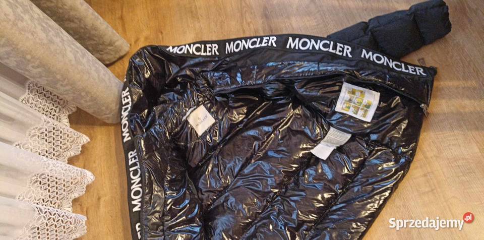 Monclerstan idealny Zimowa Ostrowiec Świętokrzyski