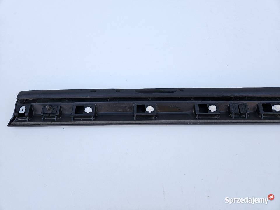 VW PASSAT B8 ALLTRACK LISTWA DRZWI PRAWY PRZÓD