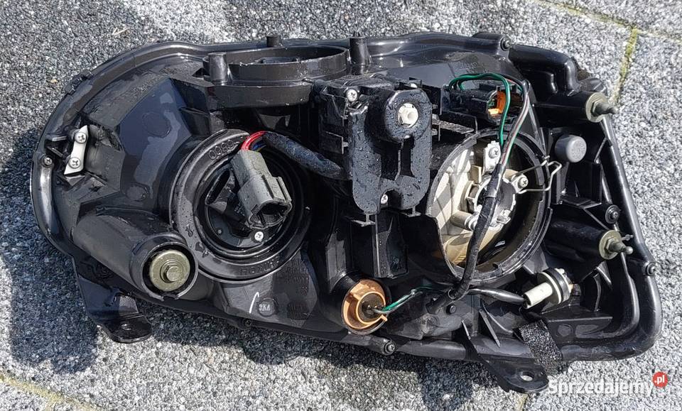Subaru impreza 2003 2005 lampa lewa przednia na Pozostałe Byków