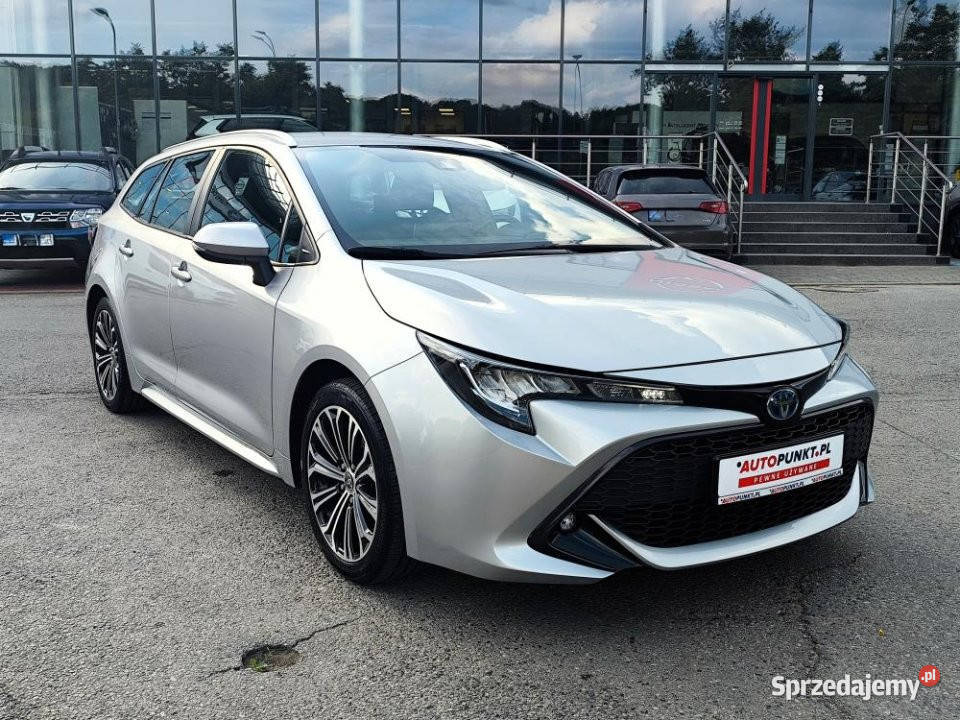 Toyota Corolla 2022r LED kamera asystenci NAVI hybryda Kraków