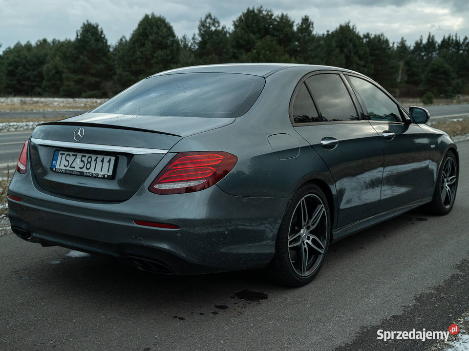 Mercedes E43 AMG 30 Biturbo Carbon Panorama