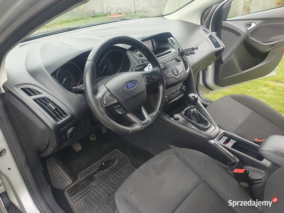 Ford focus 15 95 2015r 1rej marzec 2016r zamiana Bęczków