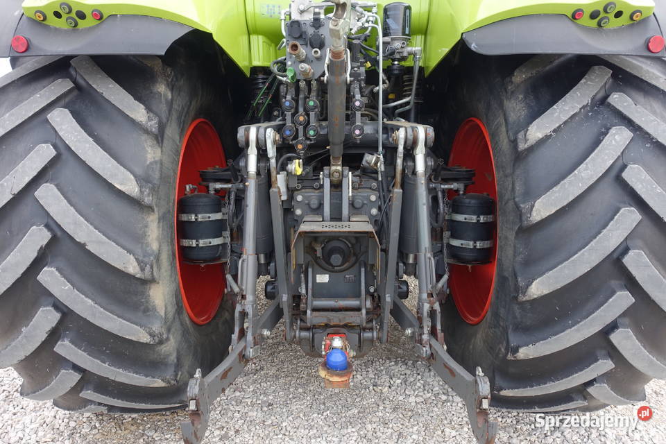 Claas Axion 830
