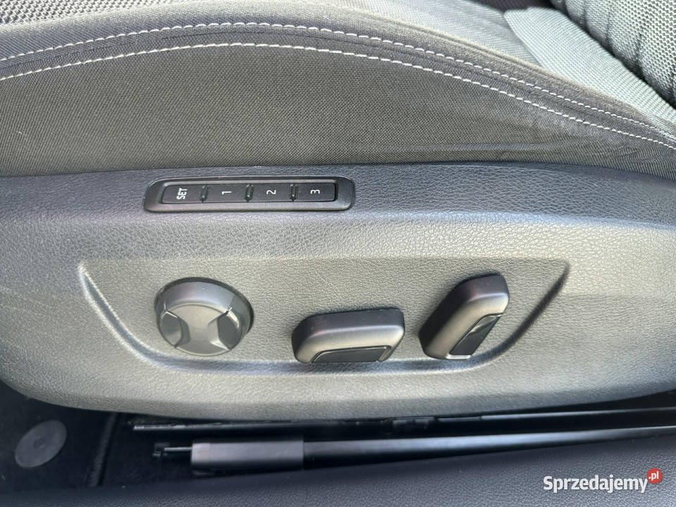 koda Superb 8xALU Full LED Łopatki Navi Czujniki Superb