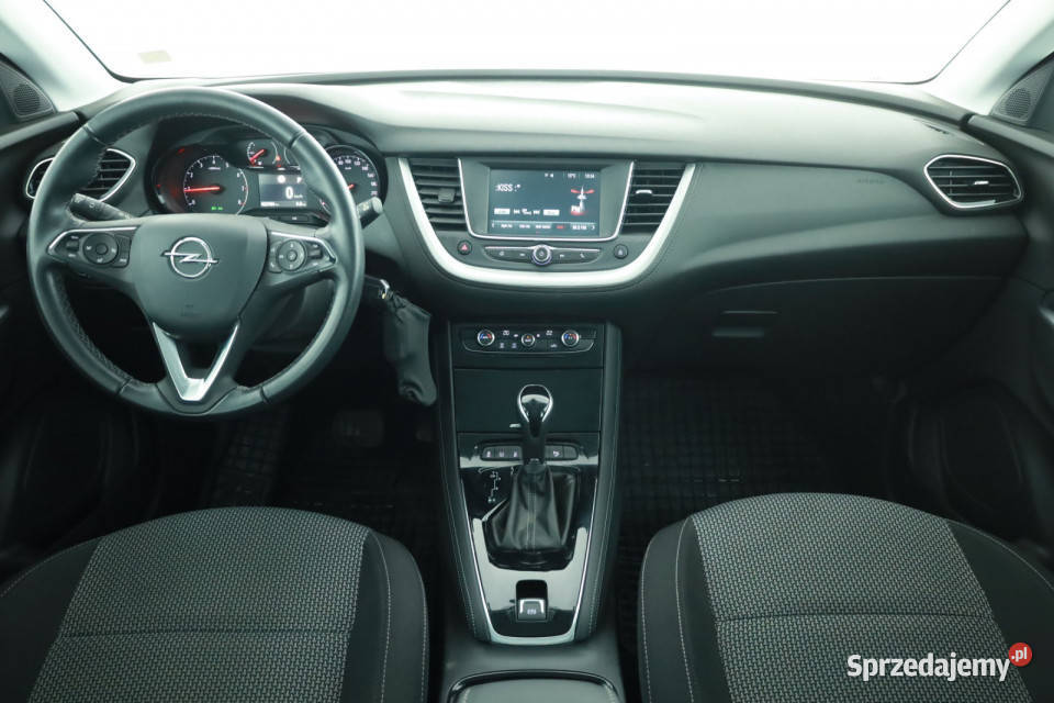 Opel Grandland 12 Turbo klimatyzacja