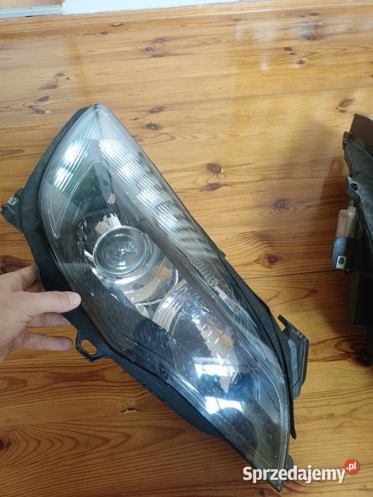 Lampy przednie xenony opel astra j Rok produkcji 2013 podkarpackie Nisko