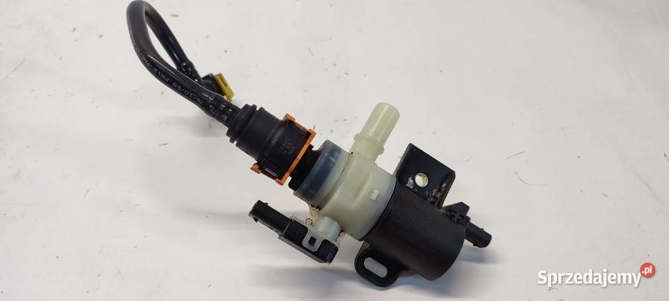 VOLVO XC40 ZAWÓR OPARÓW PALIWA 32139918 Zawory sprzedam