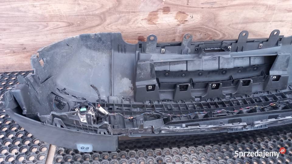 DISCOVERY III ZDERZAK PRZÓD LRC 796 HALOGEN PDC wielkopolskie Zbierkowo