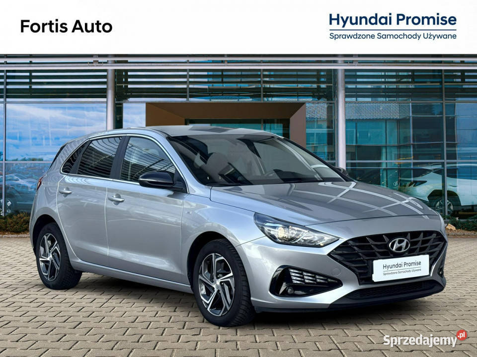 Hyundai i30 15 TGDi 160 manual SMART Salon nieuszkodzony