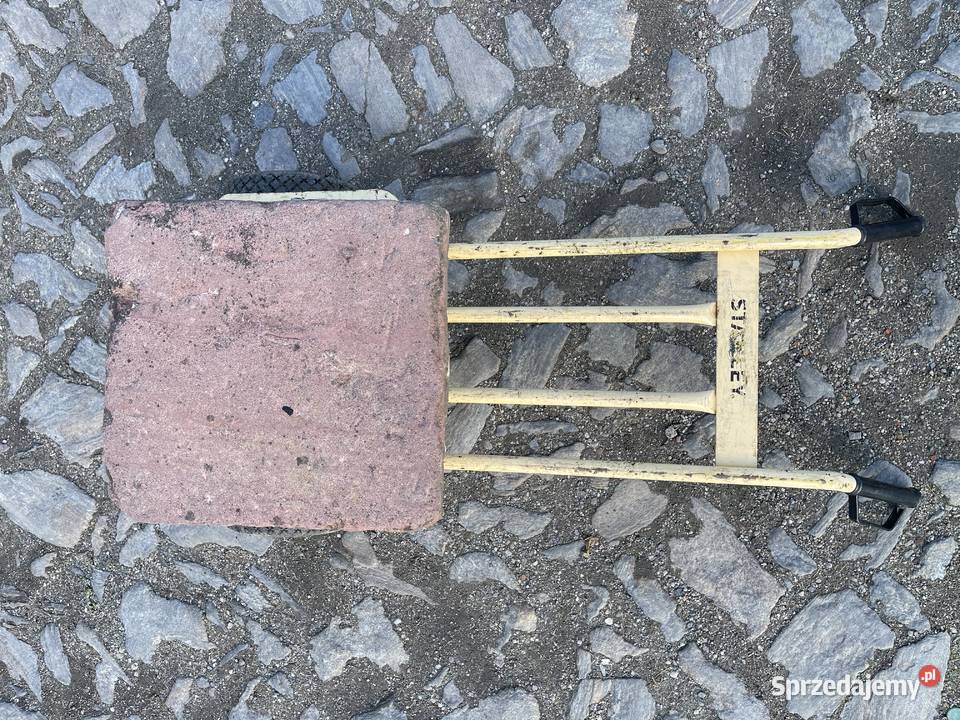 STARE PŁYTY PODŁOGOWE 3 CZERWONY PIASKOWIEC Bielawa sprzedam