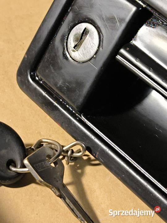 Polonez Caro minus plus klamkaTruk Atu Kombi