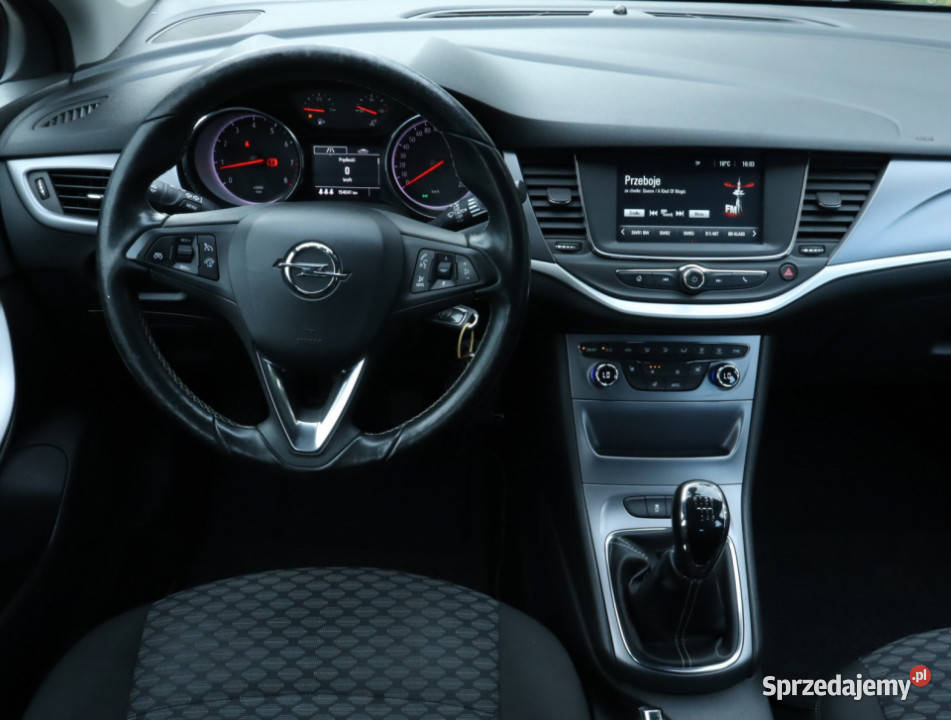 Opel Astra 14 T Piaseczno