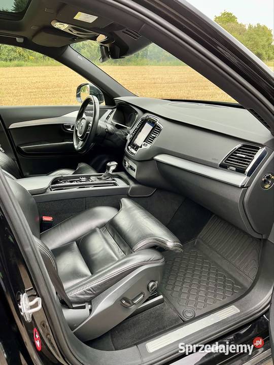 Volvo XC 90 D5 AWD Geartronic Momentum wielofunkcyjna kierownica Bosutów