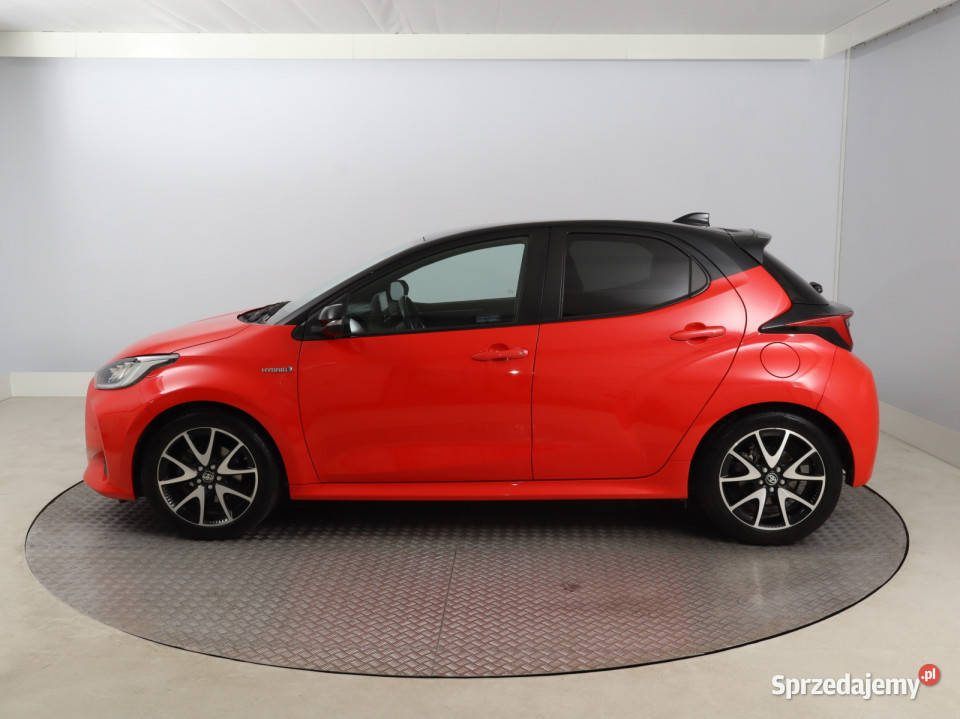Toyota Yaris 15 Hybrid Hatchback