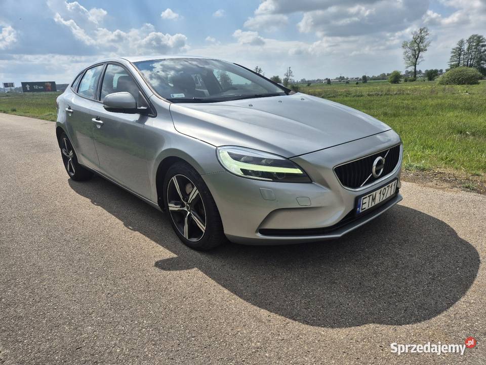 Volvo v40 D3 150 Prywatne manualna Tomaszów Mazowiecki