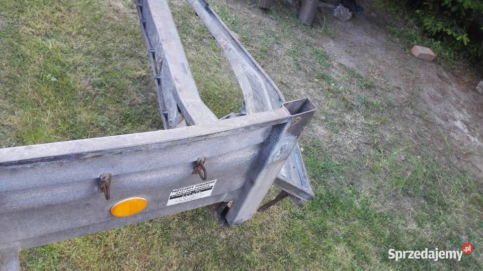 Uszkodzona przyczepka z dokumentami Częstochowa