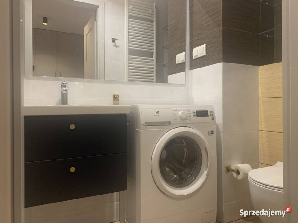 Dwa osobne nieprzechodnie pokoje balkon szybki