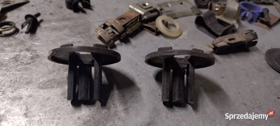 W124 Mercedes mocowanie lamp przednich Rok produkcji 1996 Pietrowice Wielkie