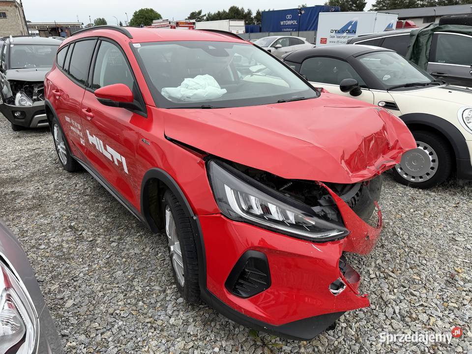 FORD FOCUS Turnier Active EcoBoost HYBRID 2024r uszkodzony