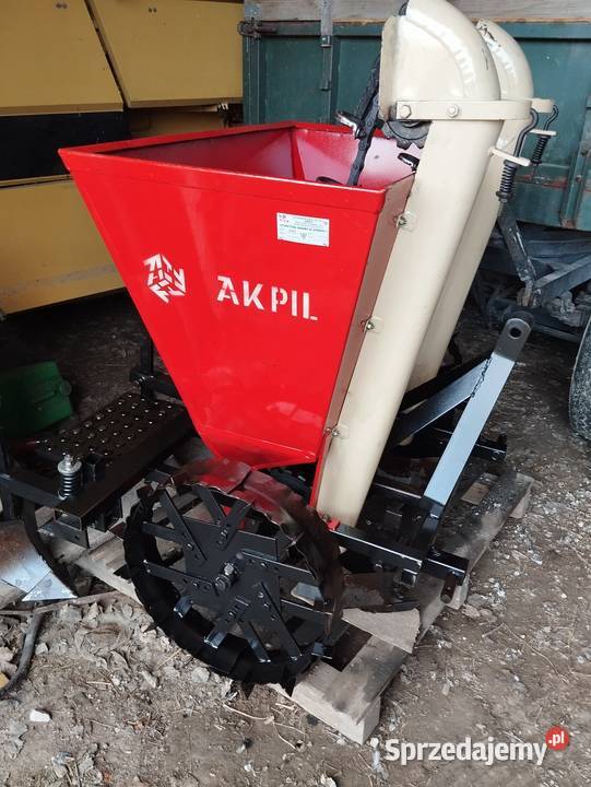 Sadzarka do ziemniaków Akpil nieuszkodzony Maszów