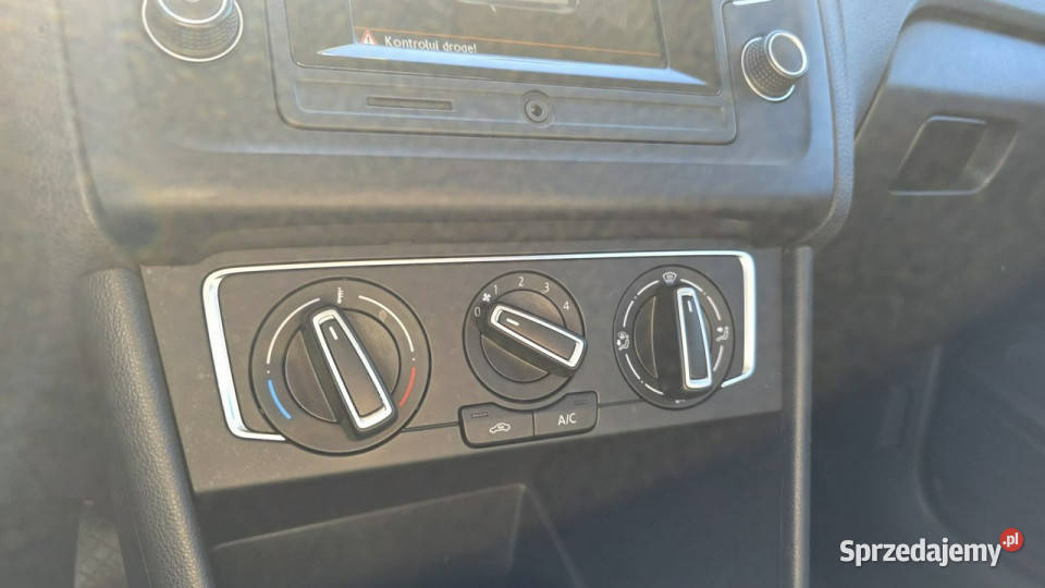 Volkswagen Polo mały przebieg zarejestrowane V Lębork sprzedam