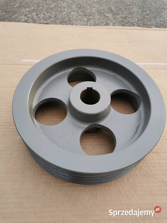 Koło pasowe duże na 4 paski 17mm 310mm średnica Do kosiarek Ostrów Mazowiecka sprzedam