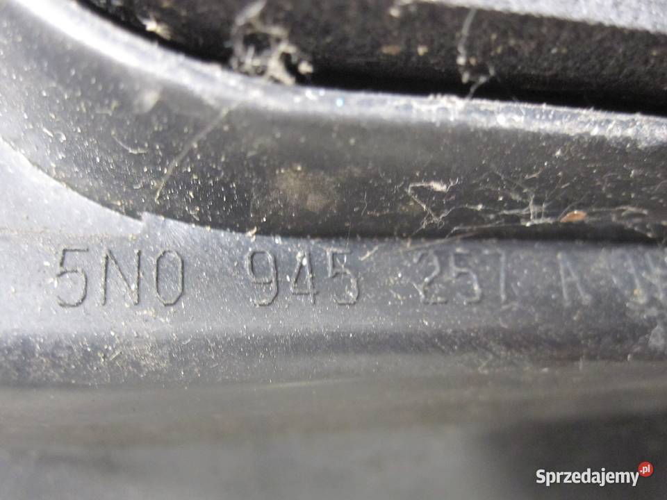 VOLKSWAGEN TIGUAN 5N 08r lampa lewa tył Kielce sprzedam