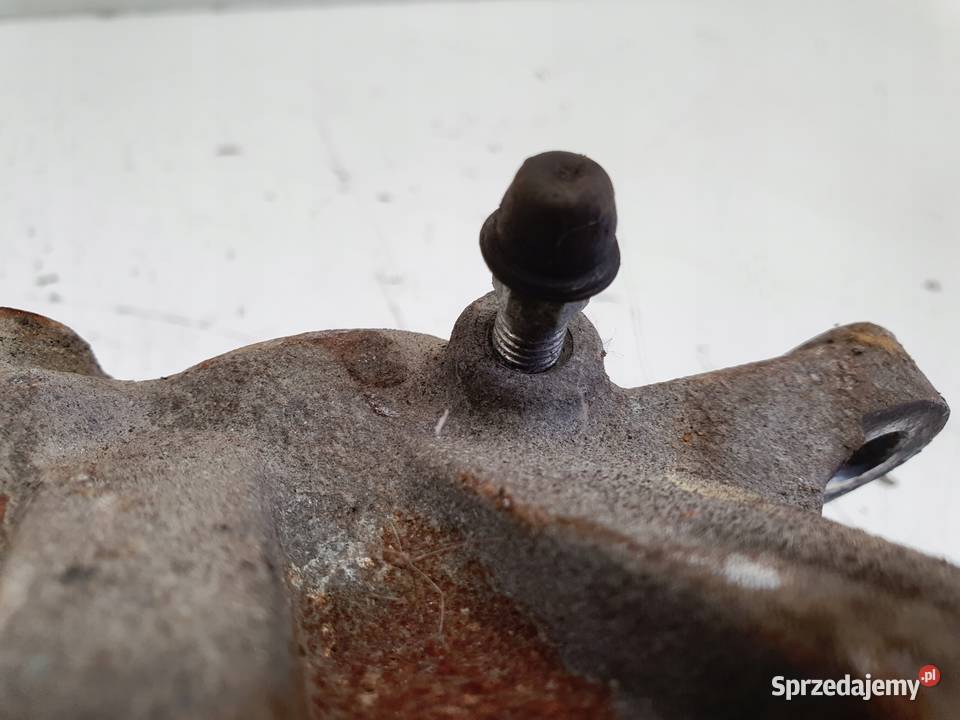 Lexus RX RAV4 PRZEDNI ZACISK HAMULCOWY lewy Zaciski i jarzma Rudka sprzedam