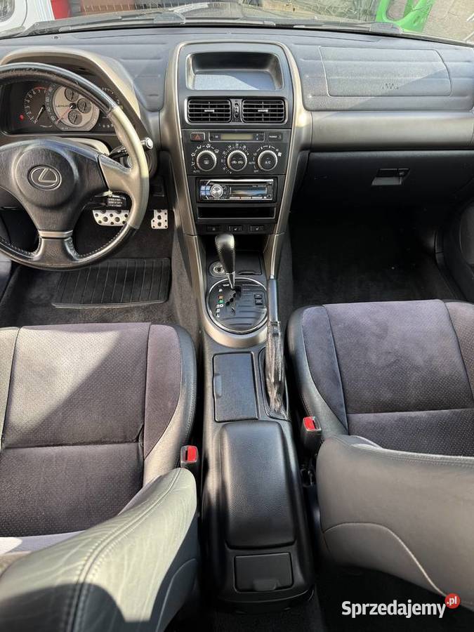 LEXUS IS 200 automat ze Szwajcarii