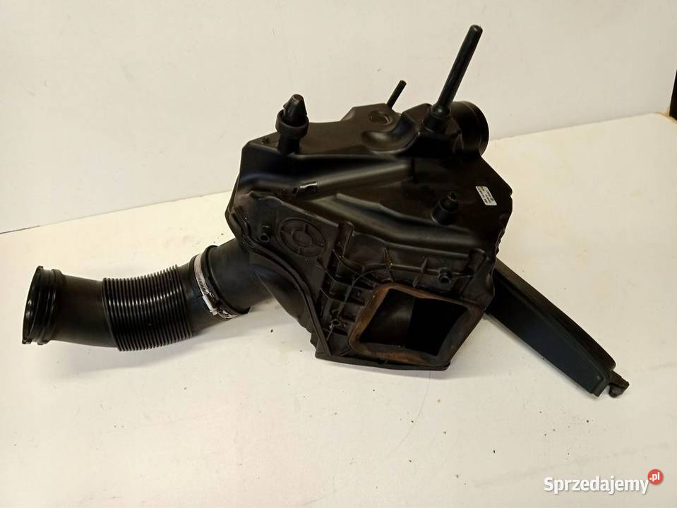 OBUDOWA FILTRA POWIETRZA AUDI A4 B9 A5 8W 30 TDI Rakoniewice sprzedam